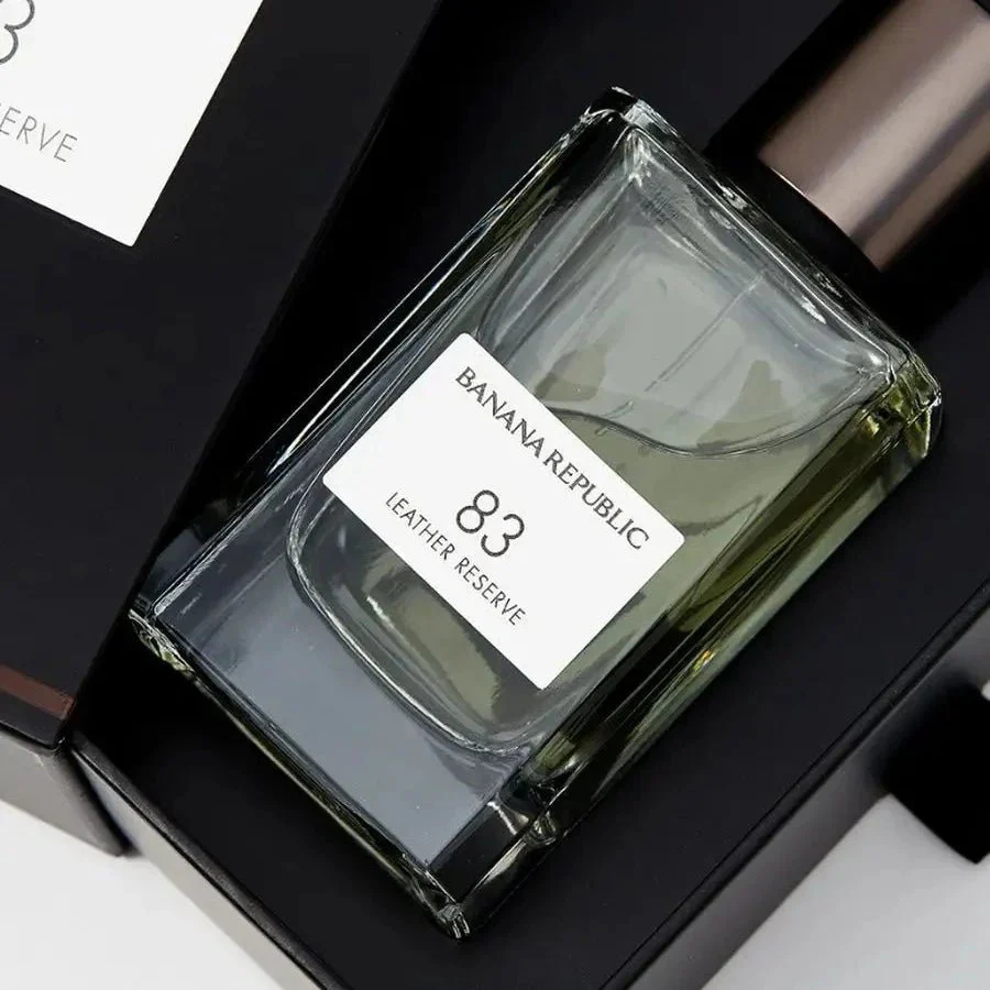 Banana Republic 83 Leather Reserve EDP - Image 3