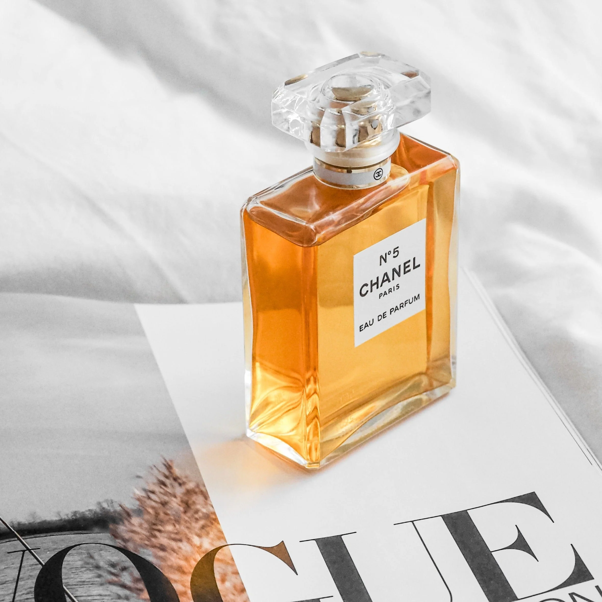 Chanel No.5 Parfum Hair Mist - Image 4