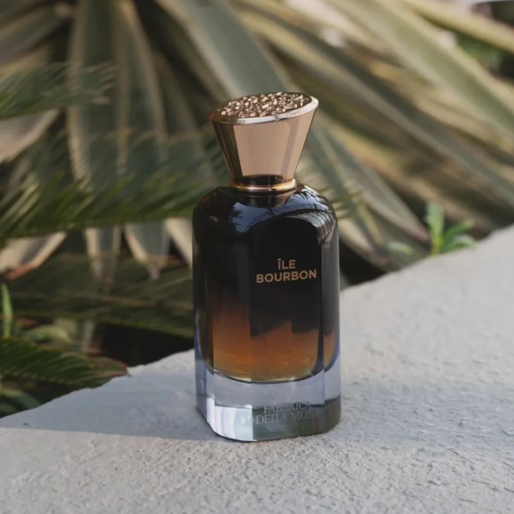 Fabbrica Della Musa Ile Bourbon Extrait De Parfum - Image 3