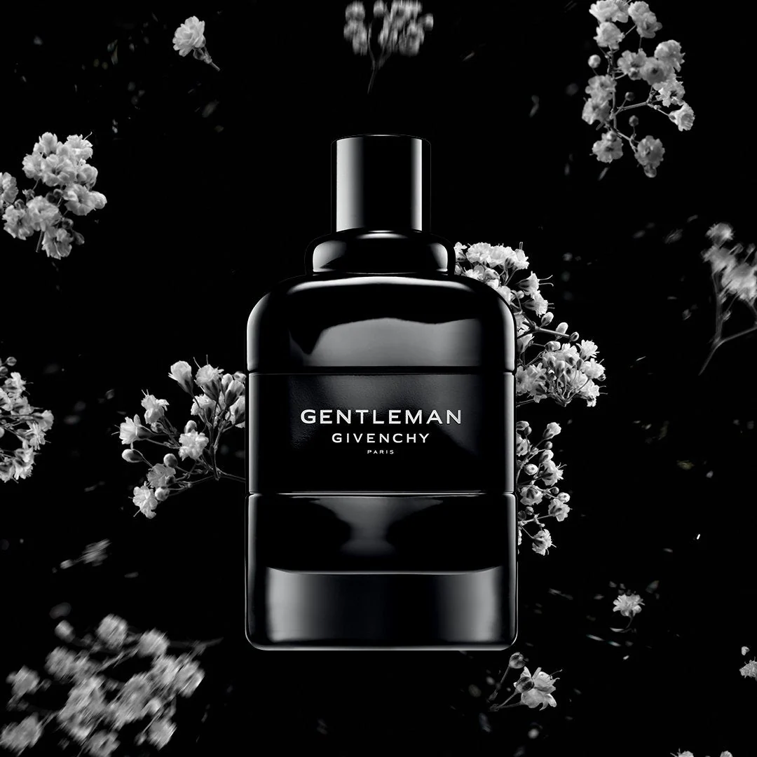 Givenchy Gentleman Deodorant Spray - Image 2