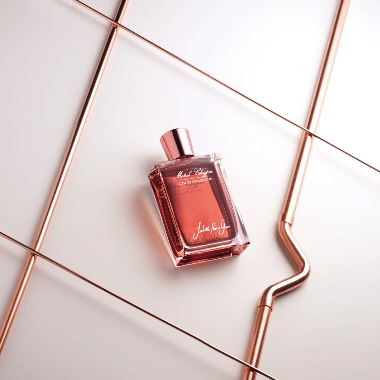 Juliette Has A Gun Luxury Collection Metal Chypre EDP - Image 3