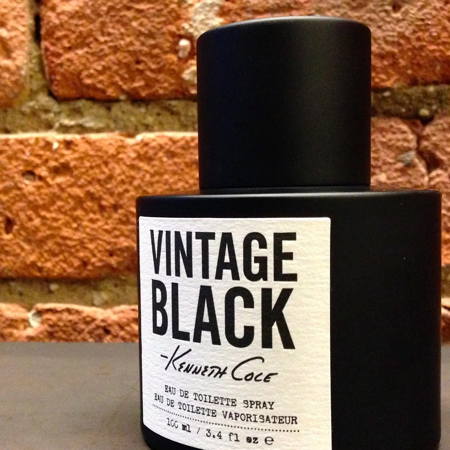 Kenneth Cole Vintage Black EDT - Image 2