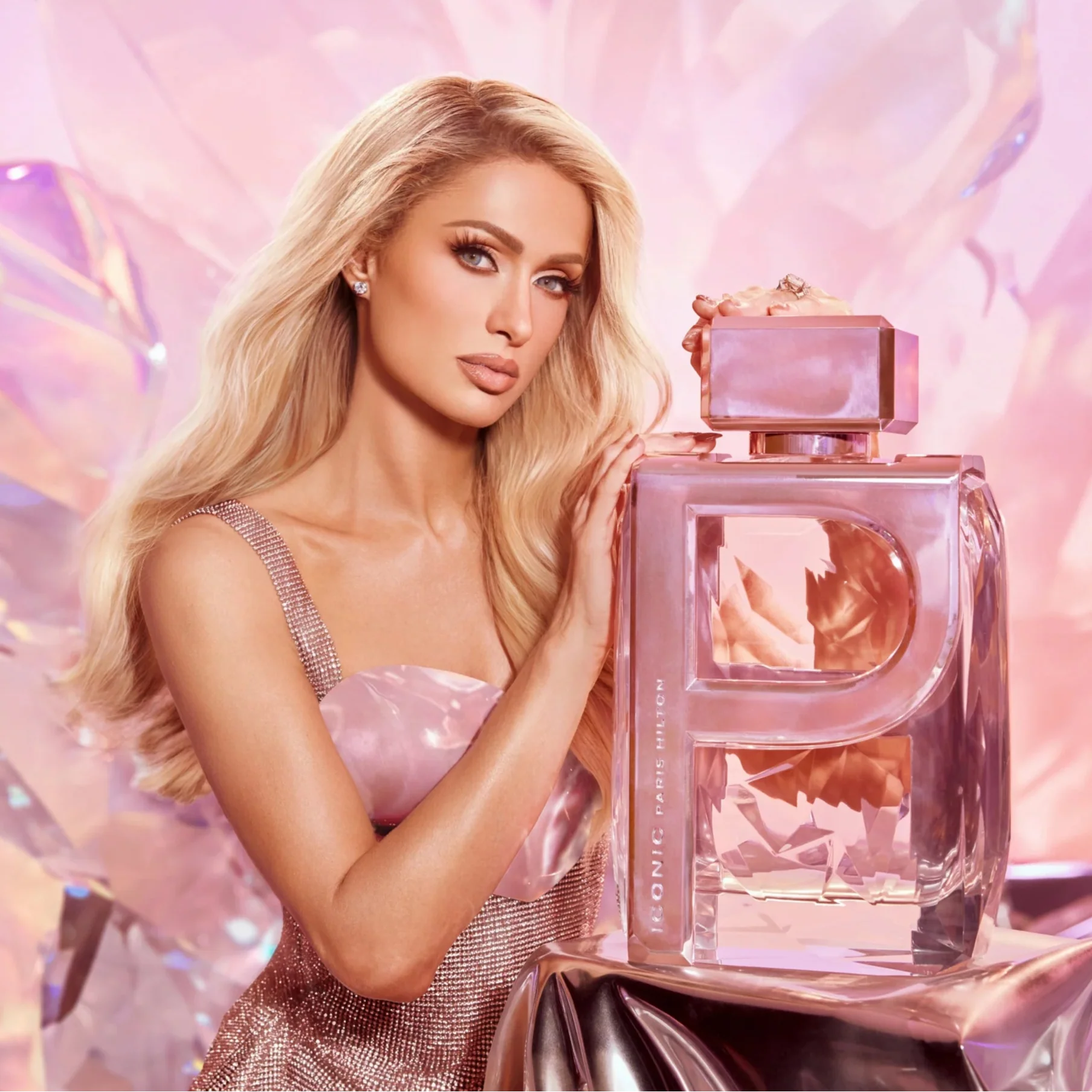 Paris Hilton Iconic EDP For Women - Image 4