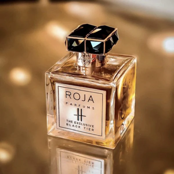 Roja Parfums H The Exclusive Black Tier Candle - Image 2