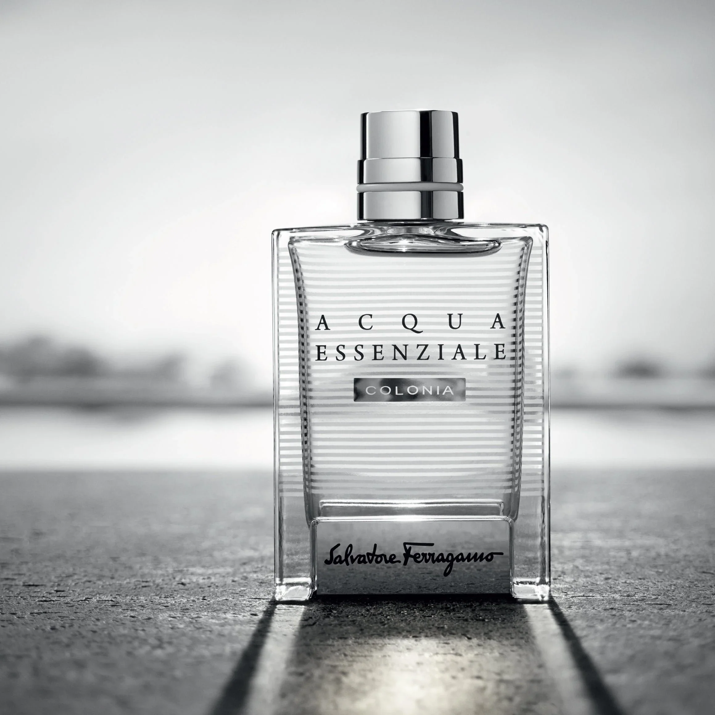 Salvatore Ferragamo Acqua Essenziale Colonia Travel Set for Him - Image 3