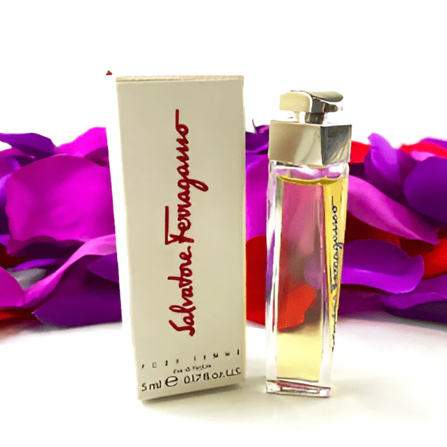 Salvatore Ferragamo Pour Femme EDP - Image 2