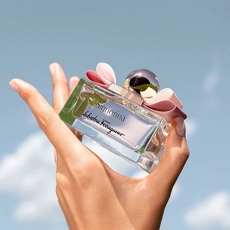 Salvatore Ferragamo Signorina EDP Body Lotion Gift Set for Women - Image 5