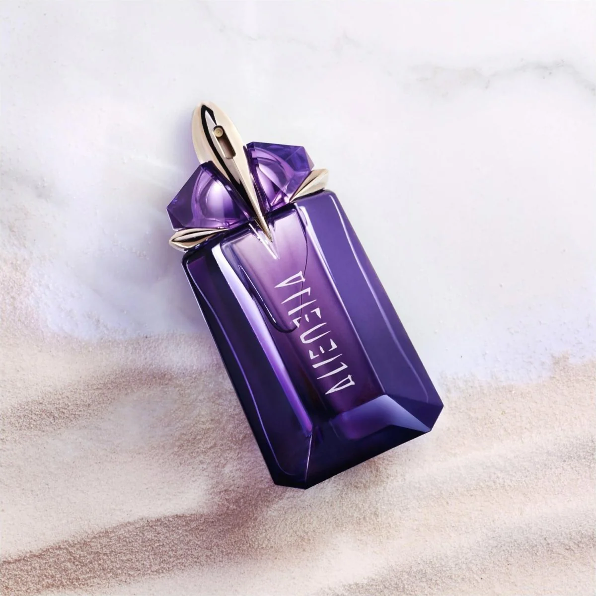 Mugler Alien Beautifying Body Cream - Image 5