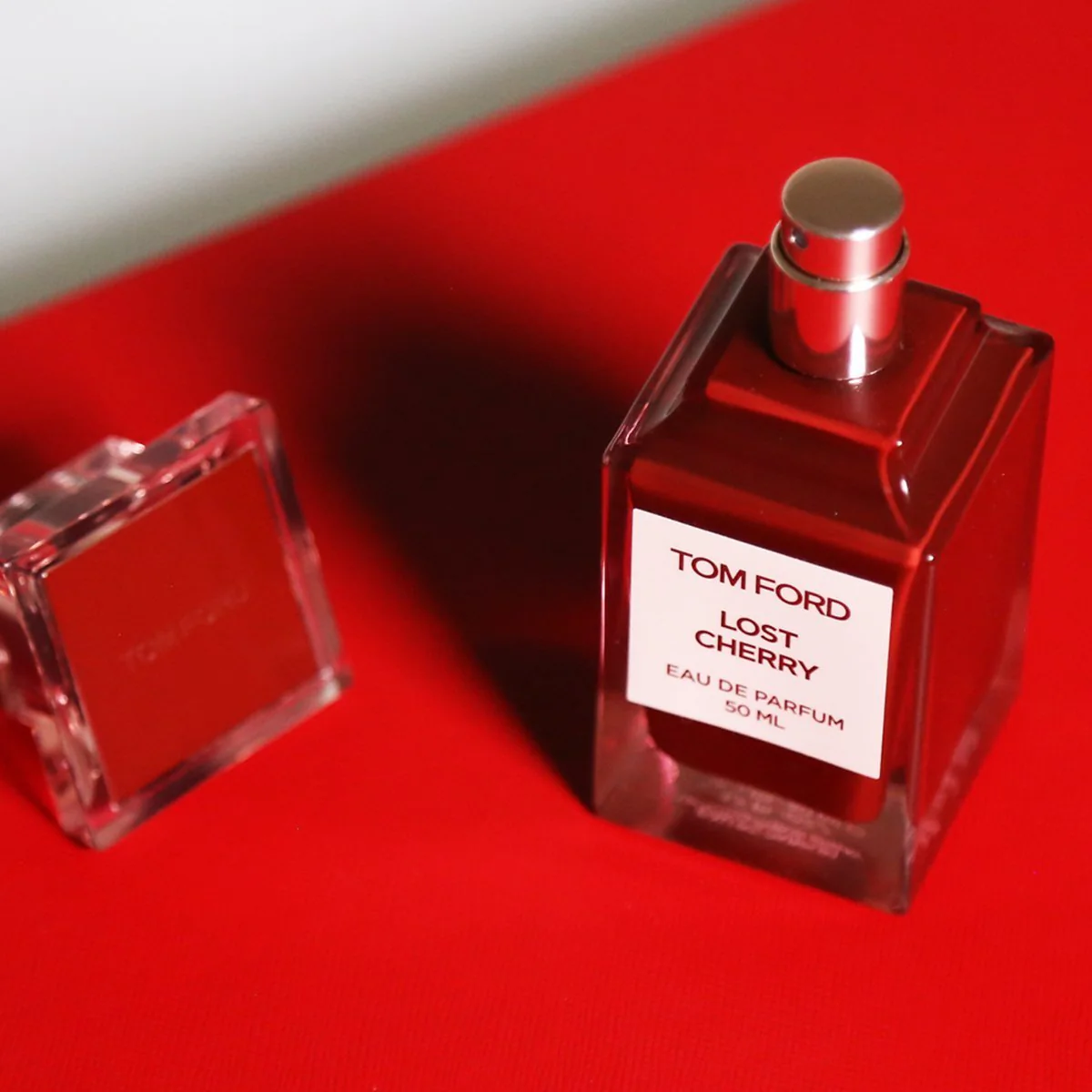 TOM FORD Lost Cherry All Over Body Spray - Image 7
