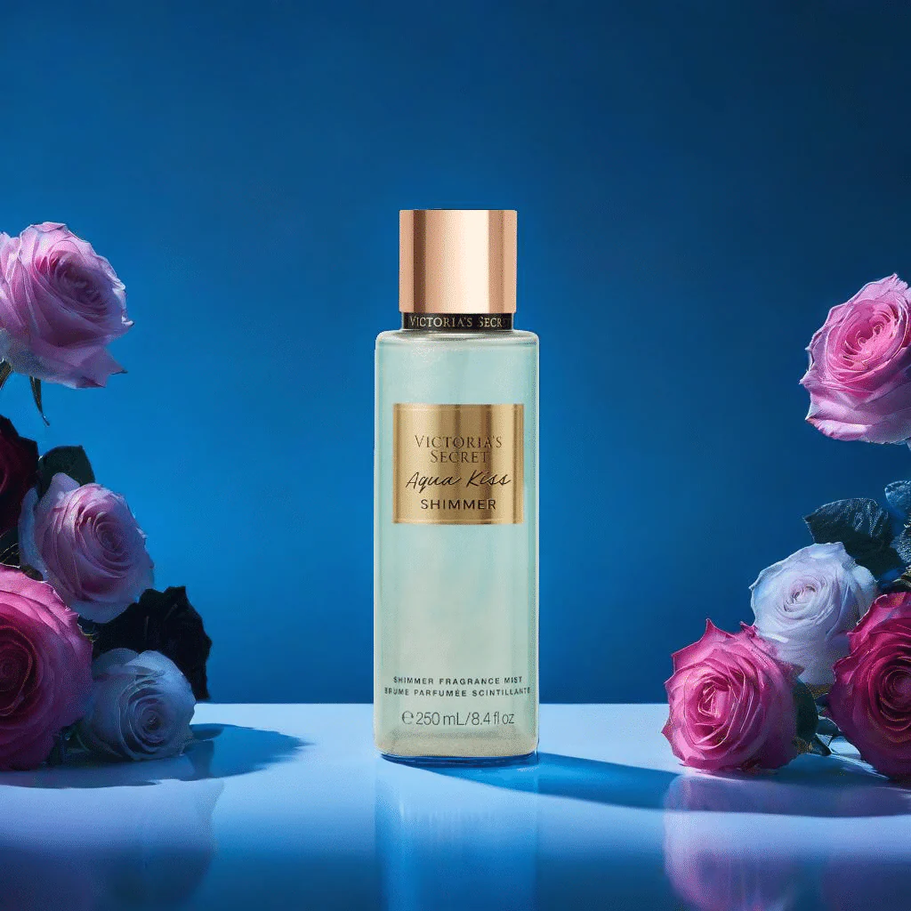 Victoria's Secret Aqua Kiss Shimmer Fragrance Mist - Image 2