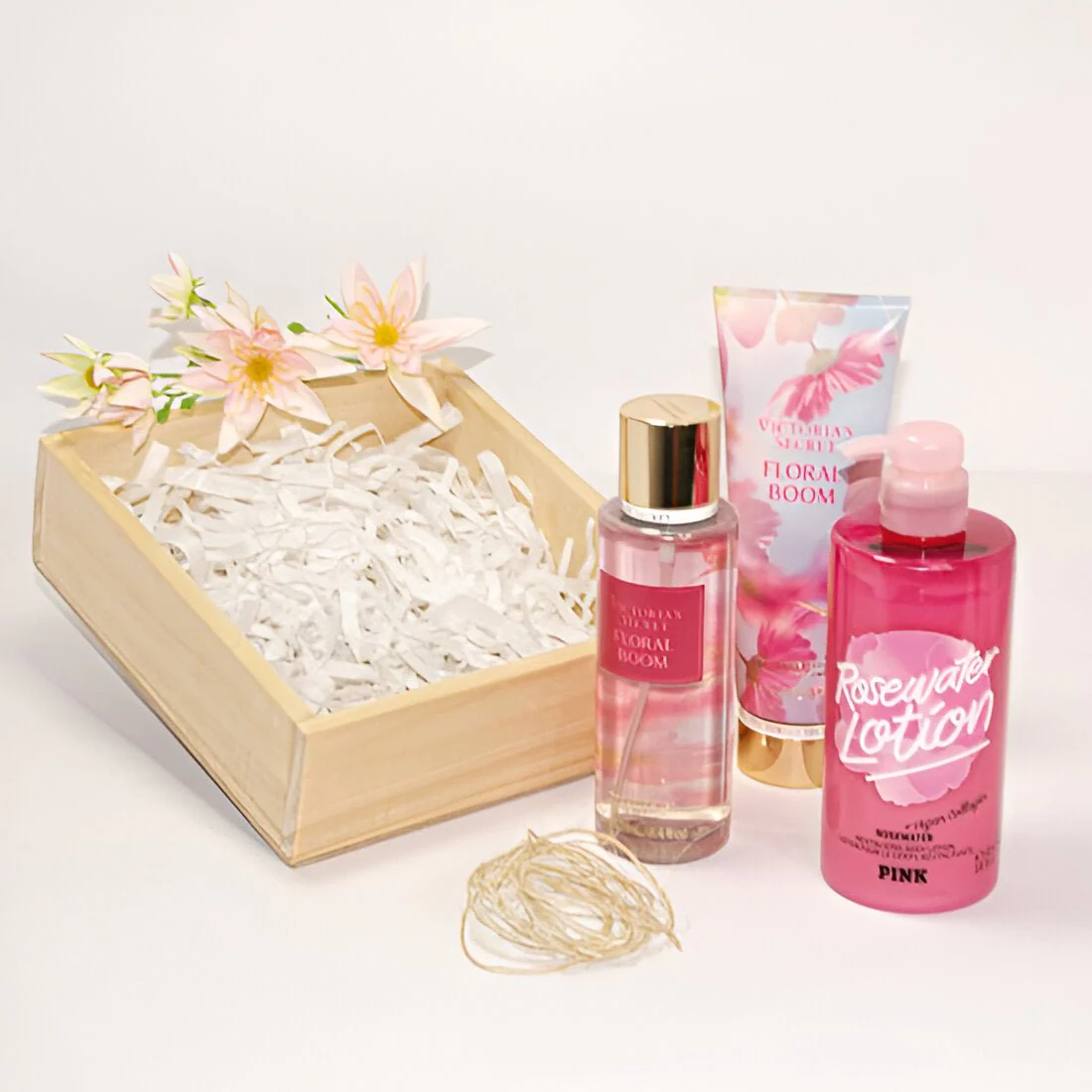 Victoria's Secret Floral Boom Body Lotion - Image 2