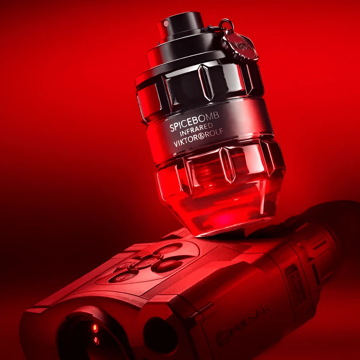 Viktor & Rolf Spice Bomb Infrared EDT - Image 5